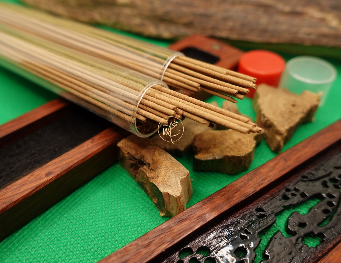 sử dụng trầm hương không tăm và bột trầm hương.png